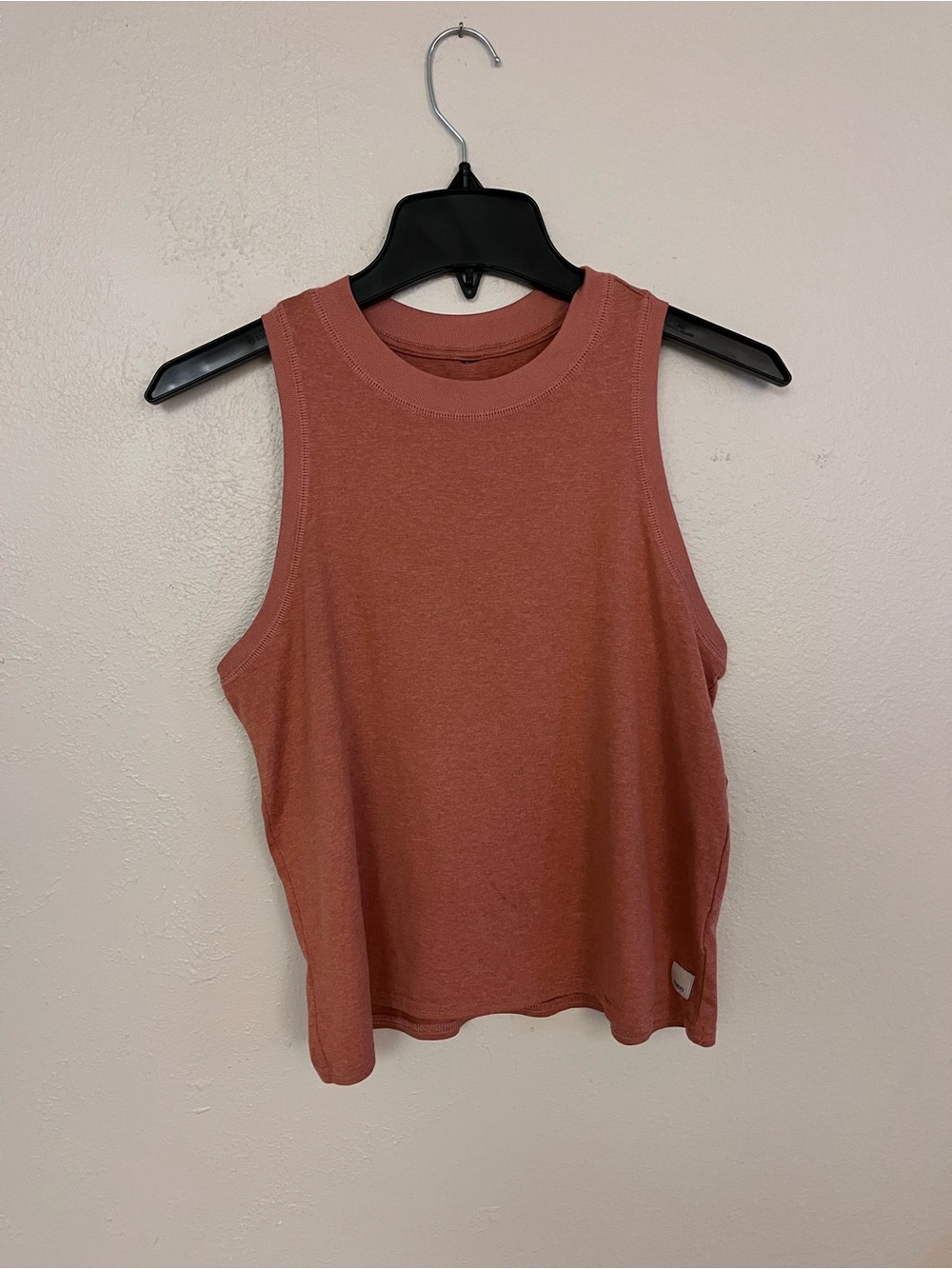 Vuori Women’s Red Tank Top Size XS